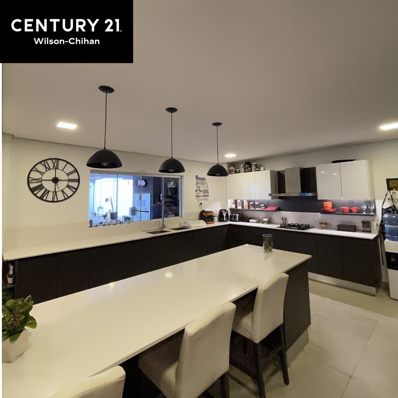 Moderna y Lujosa Residencia Zona UCA, foto 3