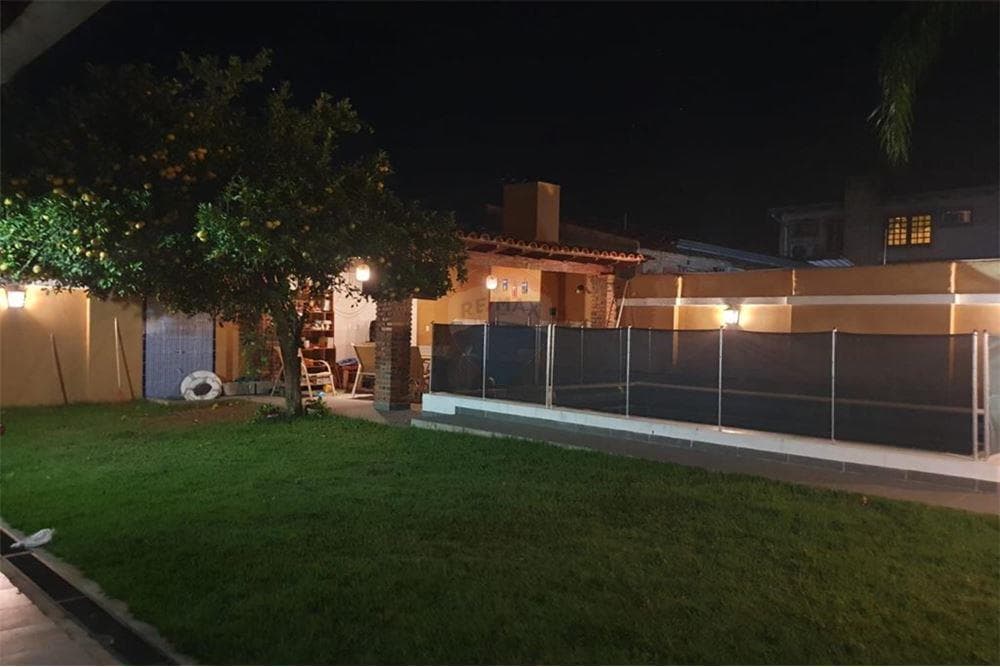 Casa con piscina en lambare - zona yacht, foto 2