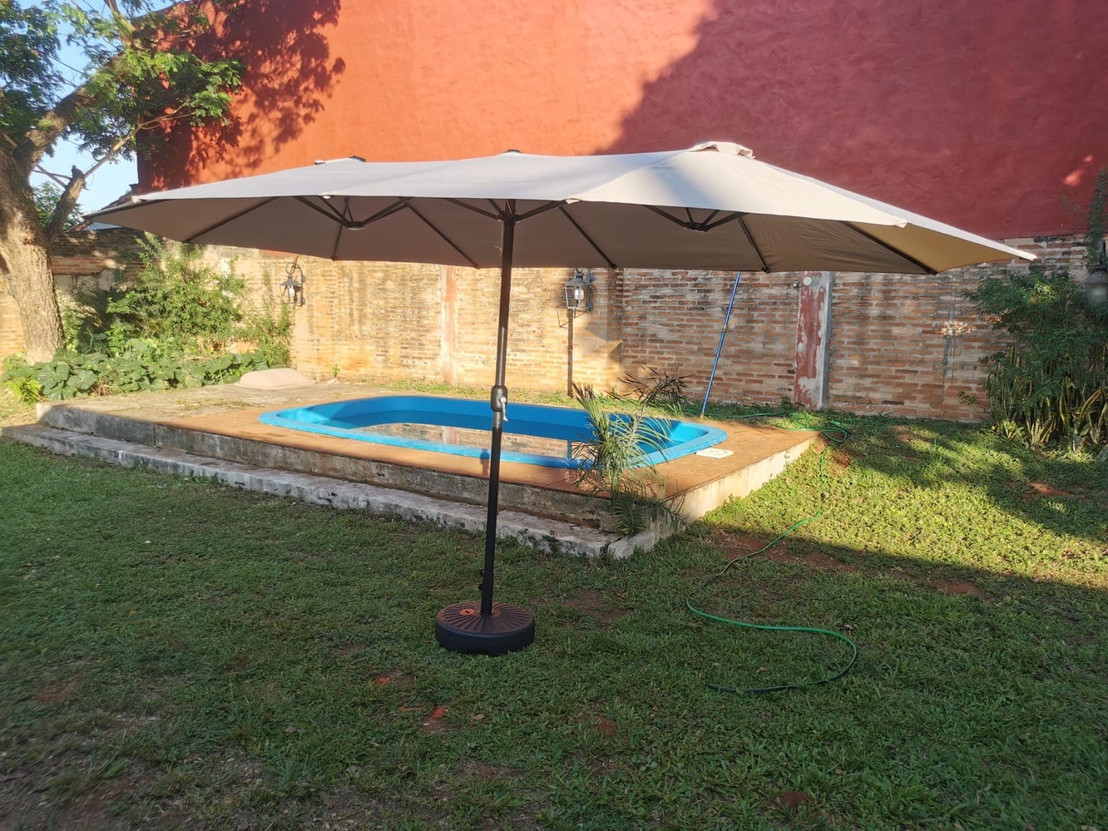 Casa Con Piscina En Fernando de la Mora Zona Norte. Terreno 720m2 — foto 5