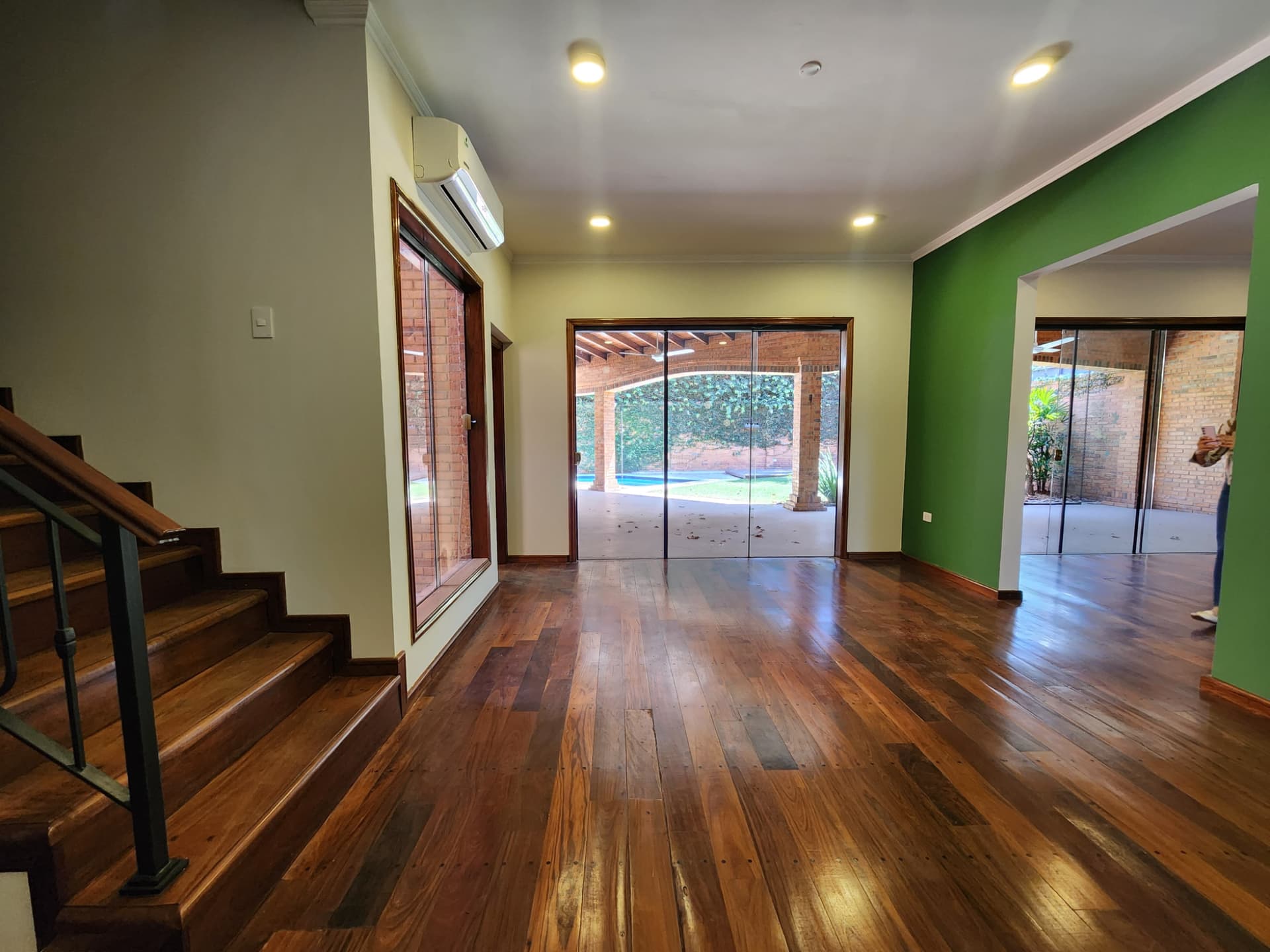 *alquilo Hermosa Residencia 3 Suites Barrio Mcal. Estigarribia, foto 5