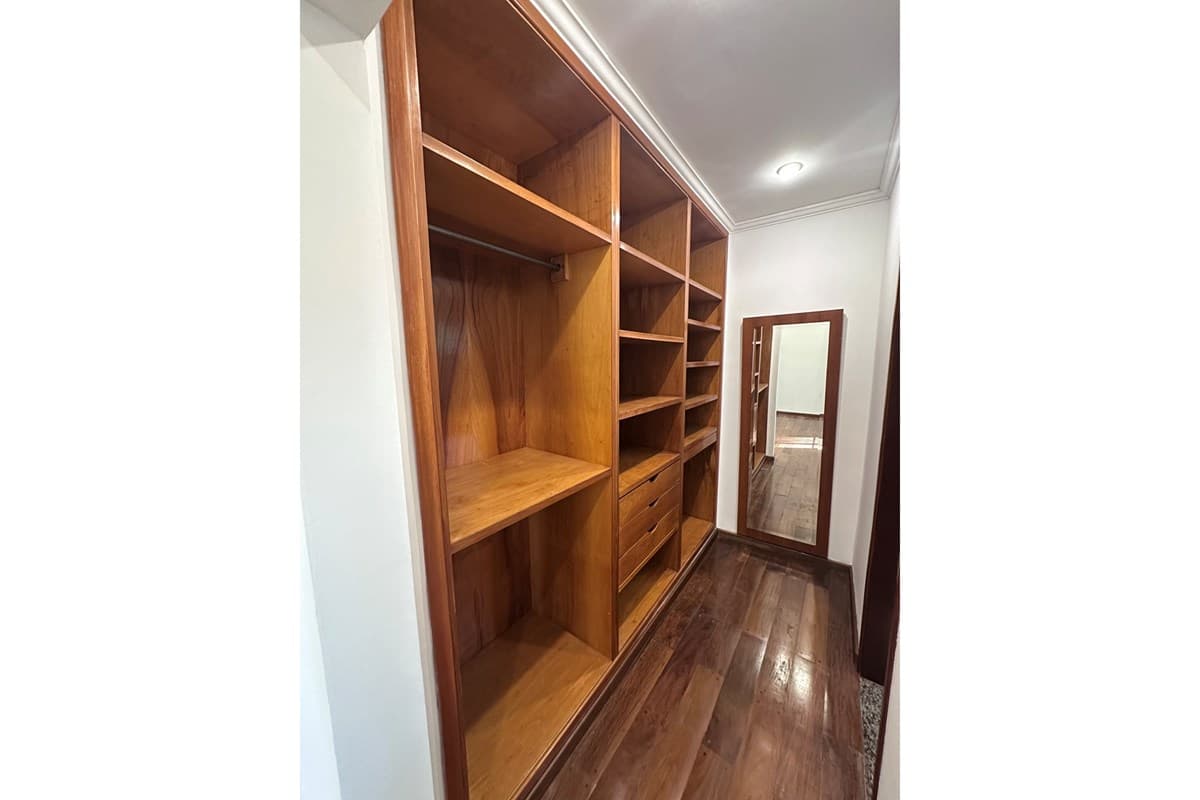 Residencia-Alquiler-Av Ciudad del Vaticano , Bernardino Caballero, Asunción, foto 3