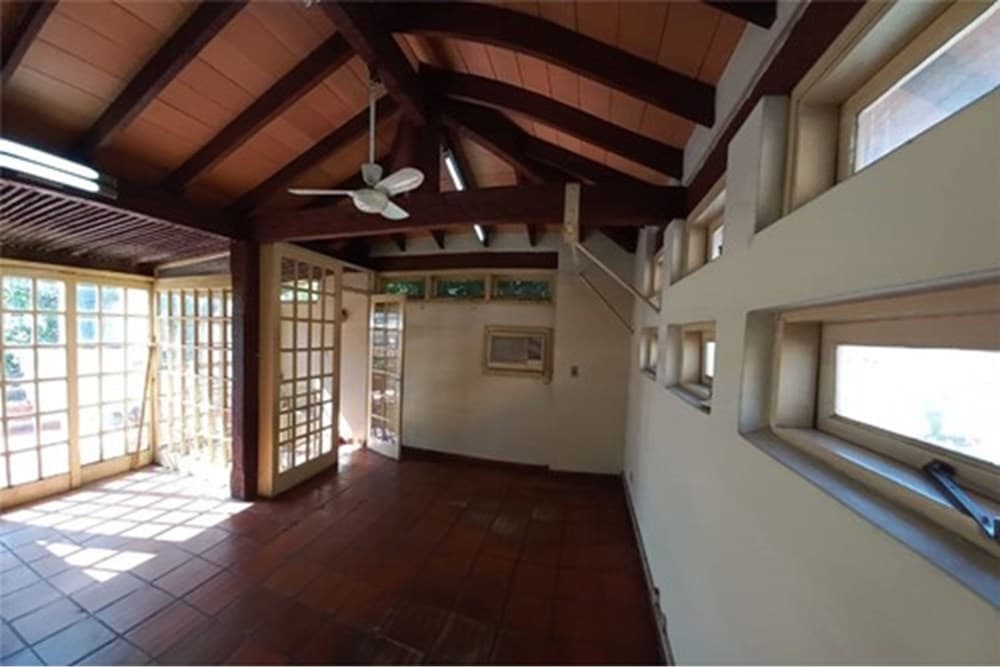 Amplia casa en asuncion barrio ciudad nueva — foto 3