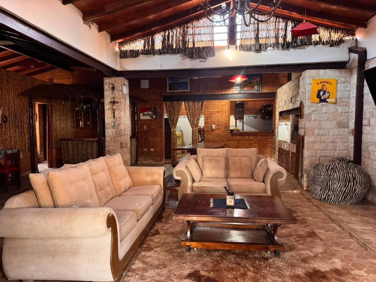 A la Venta Casa en Luque, foto 2