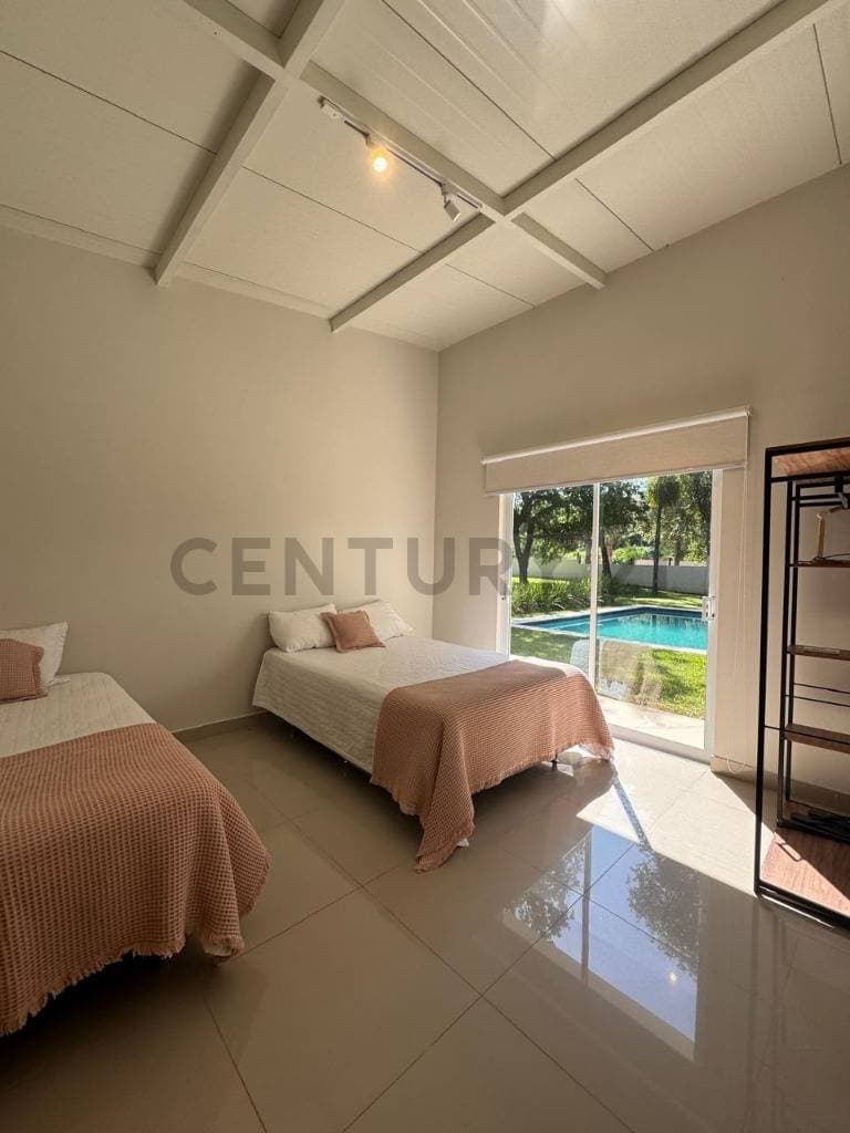 Casa en venta en San Bernardino – 5 dormitorios, foto 4