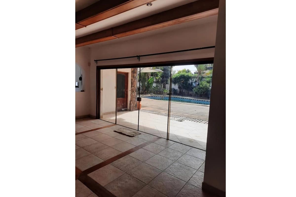 Casa-Alquiler-Tte Primero Cesar Hipólito Medina, Villa Aurelia, Asunción — foto 5