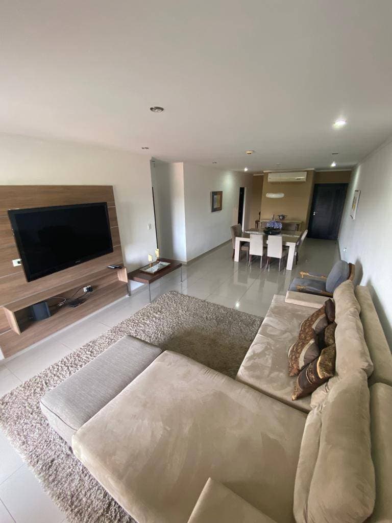 departamento amoblado en Los Laureles, foto 1