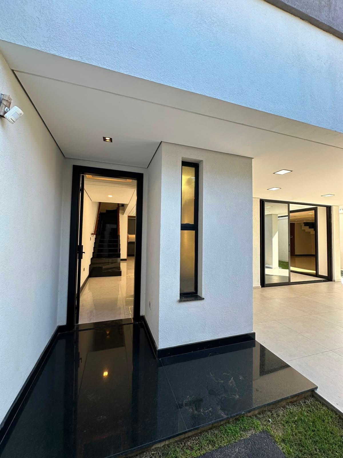 Alquiler de casa en barrio mburucuya