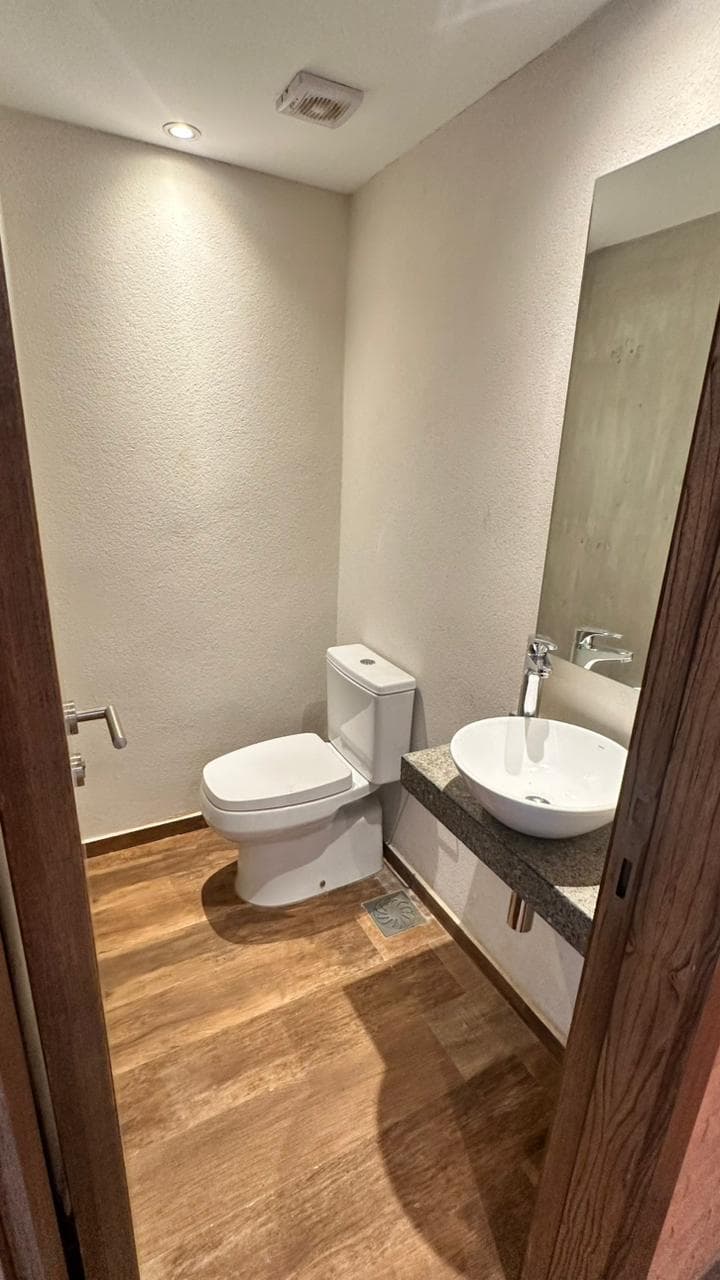 En Alquiler - Departamento de 3 dormitorios en el Edificio Vista al Golf, foto 5