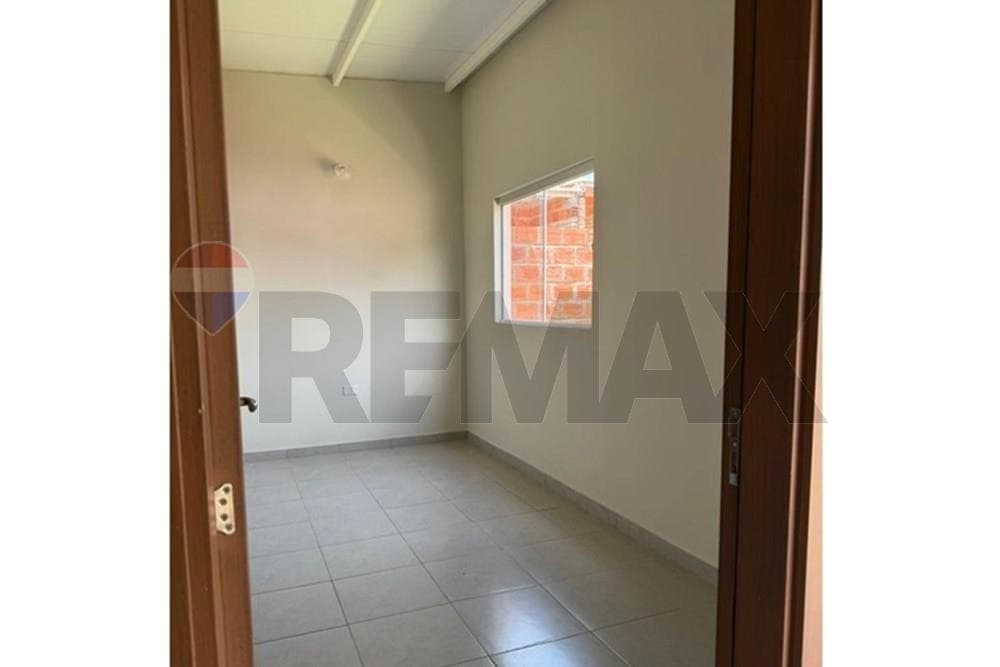 Alquilo chalet en ARASY 2 - Luque