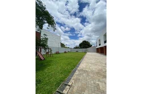 Duplex en Luque, foto 5