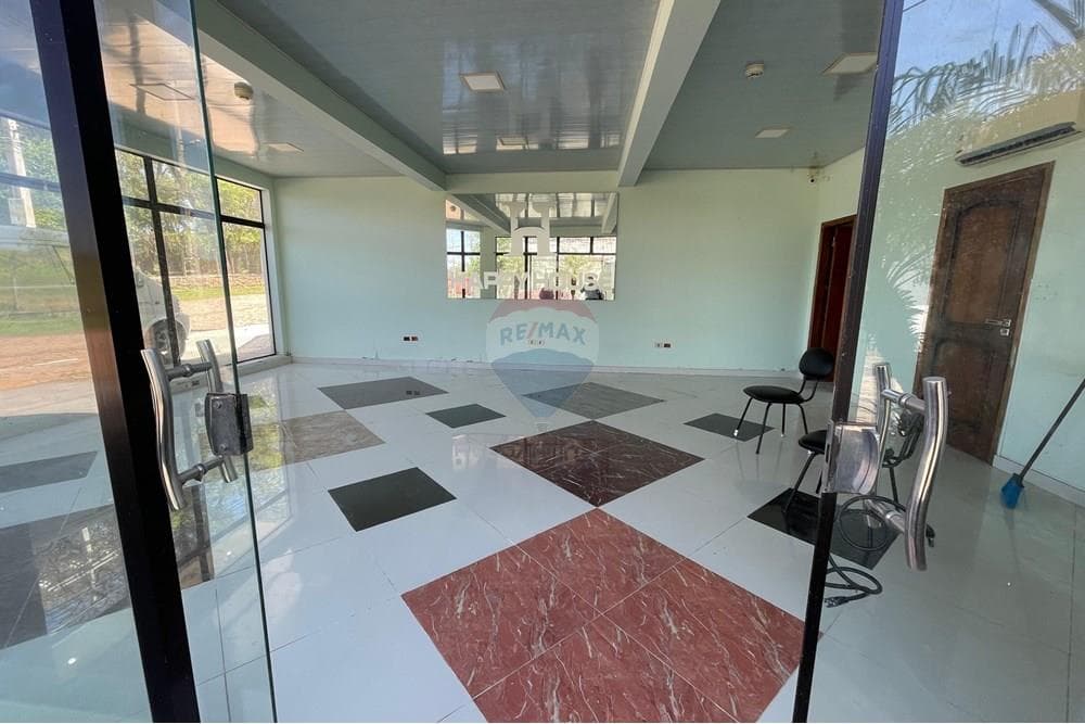 Local Comercial - Venta - Mariano Roque Alonso, Paraguay, foto 3