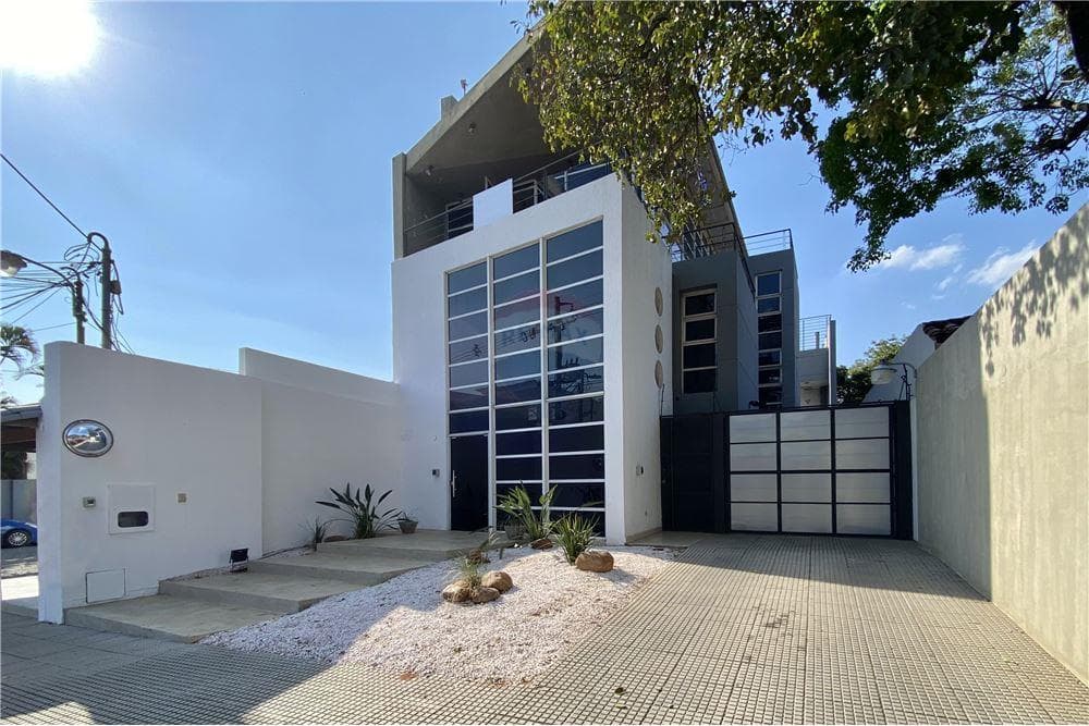 En venta Edificio Zona Villamorra, foto 2