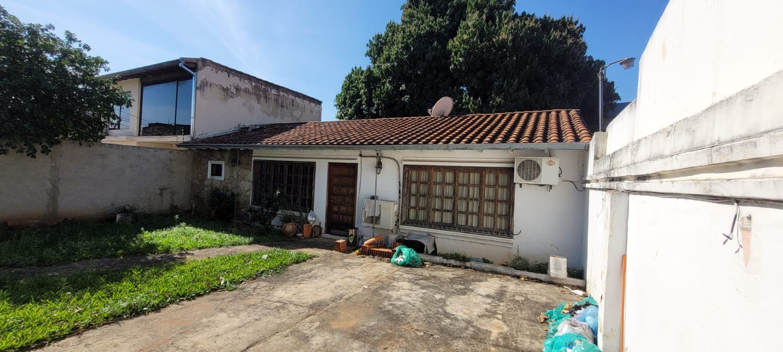 Casa a demoler ó refaccionar s/ defensores!! — foto 3