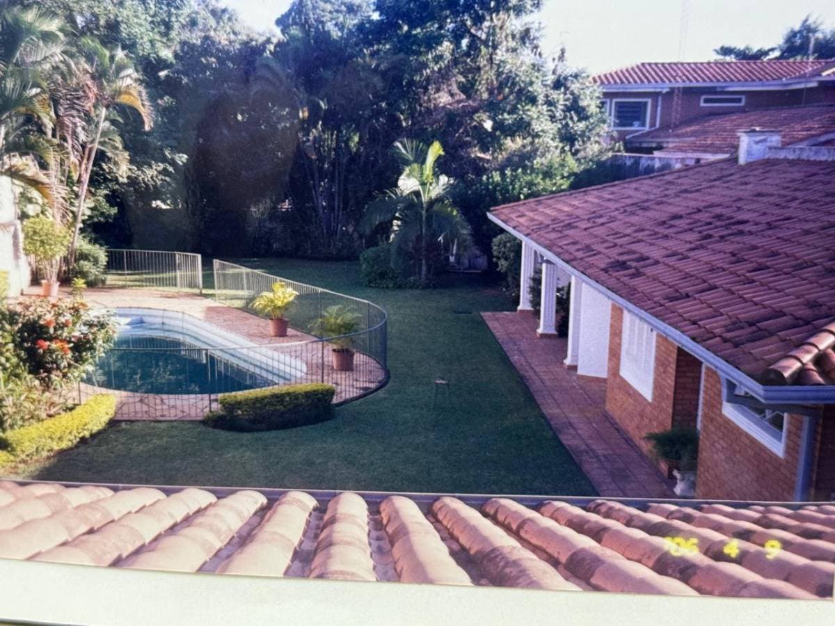 Amplia propiedad ideal para oficina o desarrollo en altura, foto 2