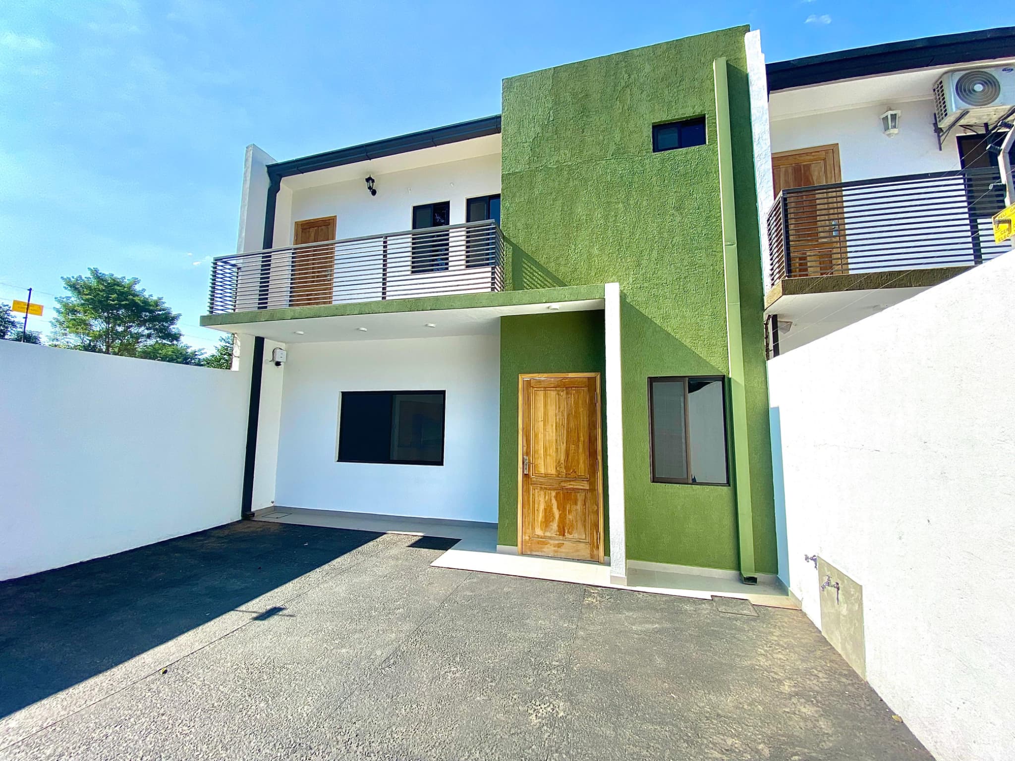 Vendo duplex a estrenar en Mariano Roque Alonso
