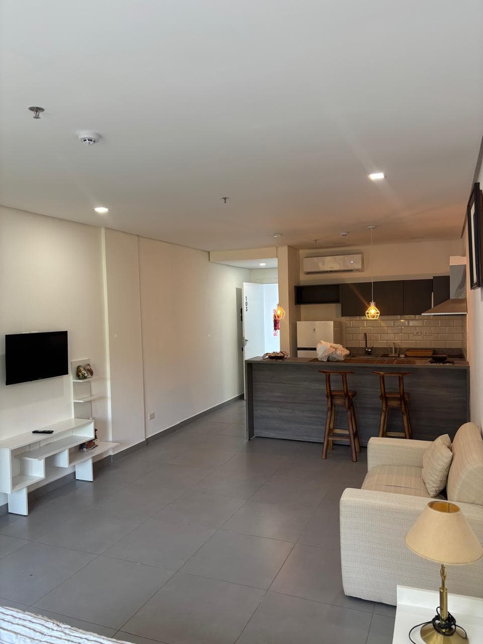 Monoambiente 41m2 zona ycua sati