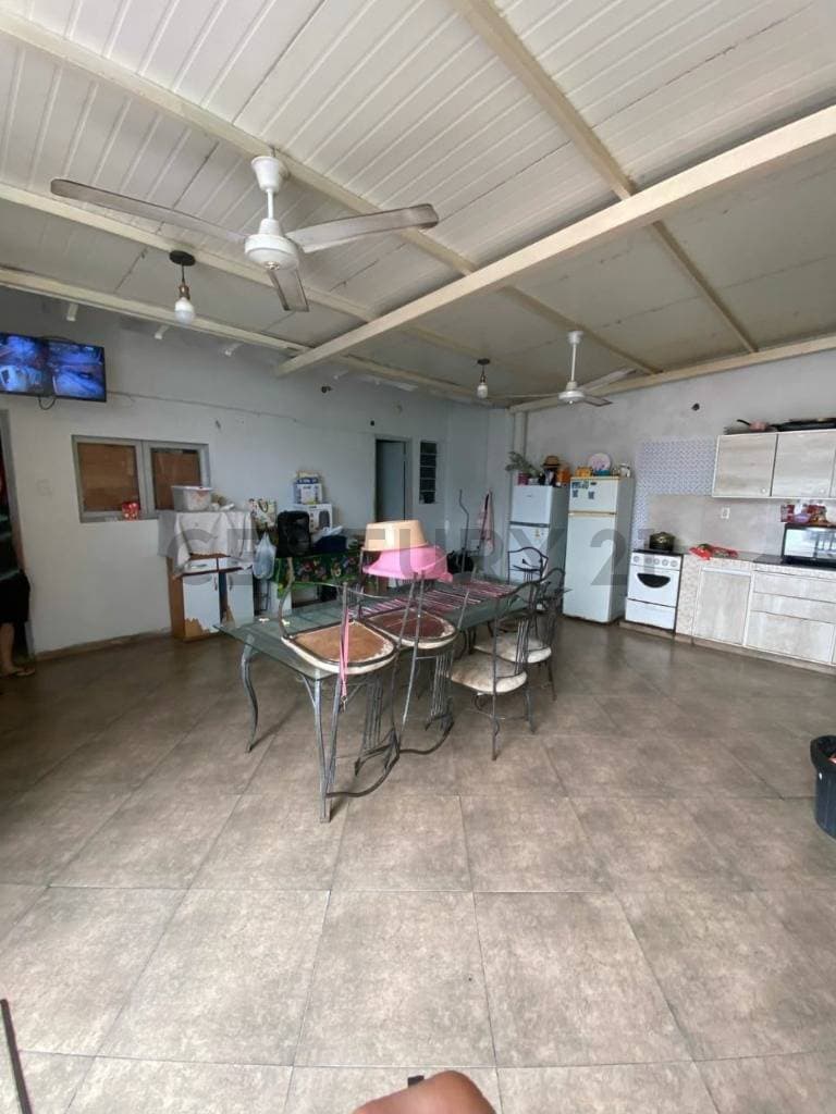 Amplia casa en barrio hipodromo, foto 4