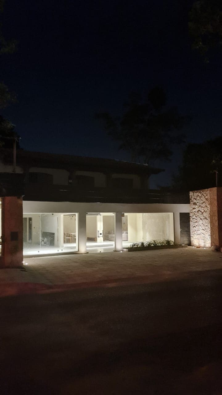 En Alquiler Residencia En La Mejor Zona De Las Lomas — foto 2