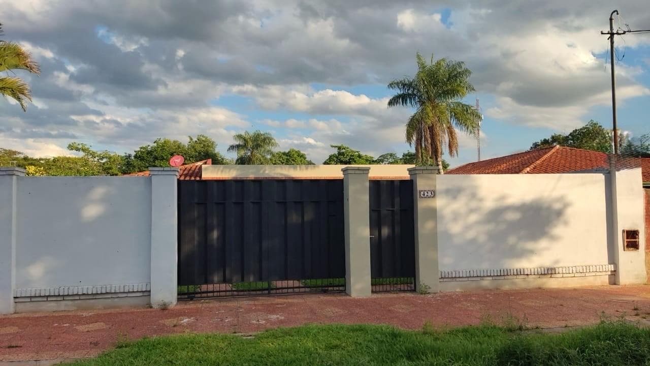 Alquilo casa de 3 habitaciones en Mariano Roque Alonso