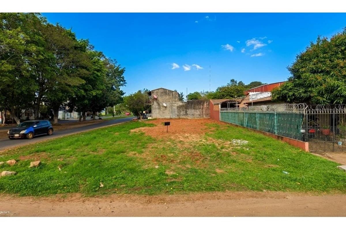 terreno En esquina capiata, foto 1