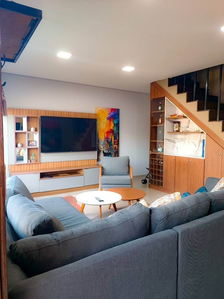 Duplex de 5 dormitorios en Luque, foto 4