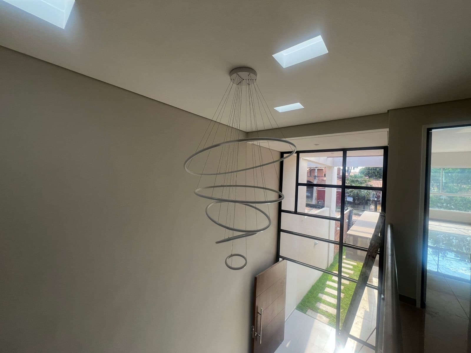 Casa Moderna 3 Suites Con Piscina Zona Colegio Del Sol — foto 5