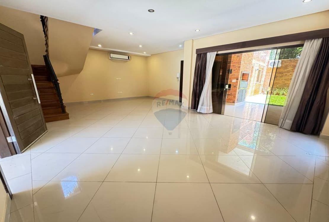 Residencia en Barrio Cerrado Laguna Grande San Lorenzo, foto 5
