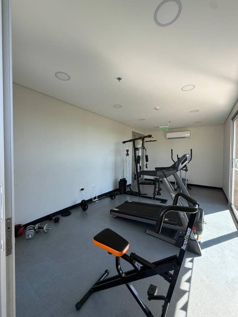En Venta Departamento semi amoblado de 3 dormitorios, foto 3