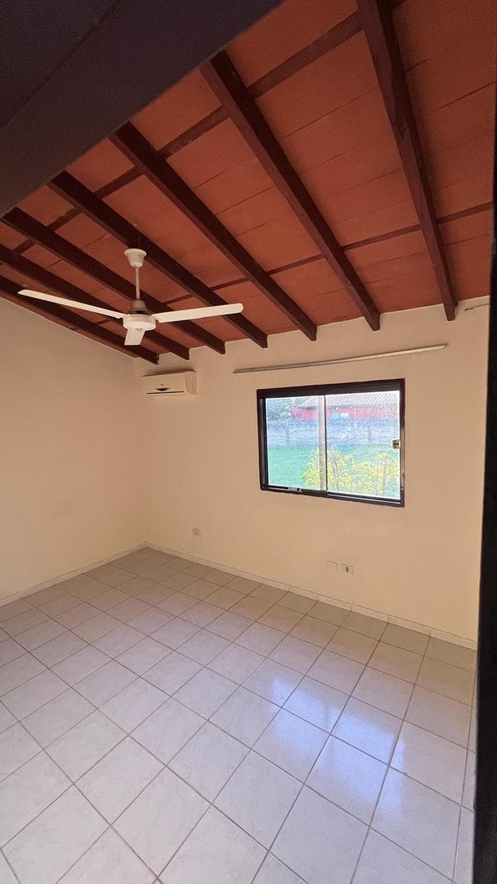 Casa en ypane, foto 5