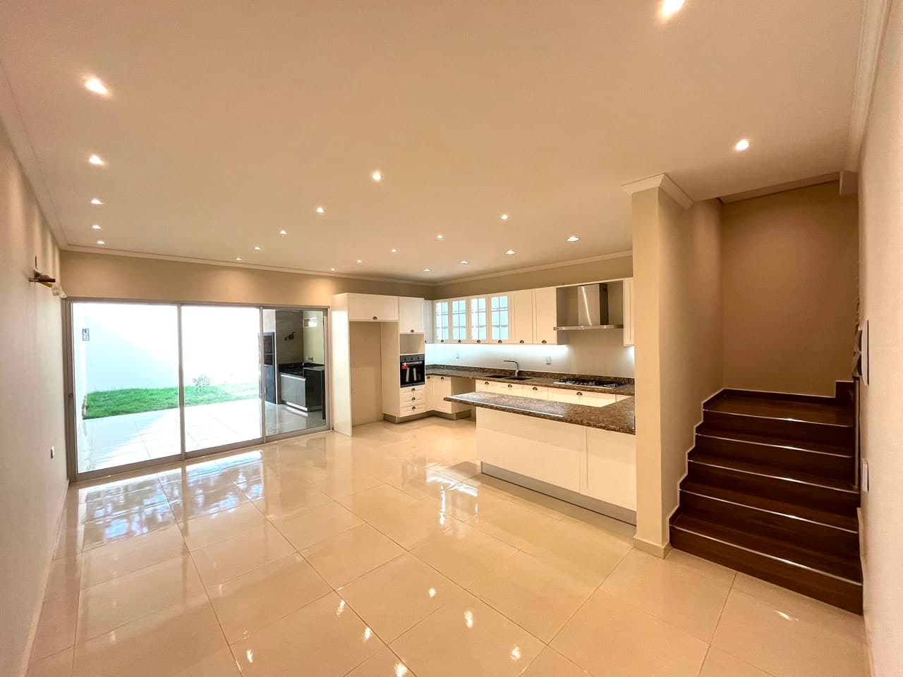 Duplex en venta -zona shopping Pinedo (barrio villa amelia), foto 1