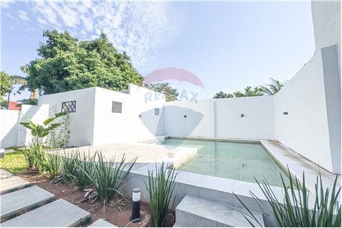 Casa-Venta-PY Central Villa Elisa Africa c/ Humaita, foto 4