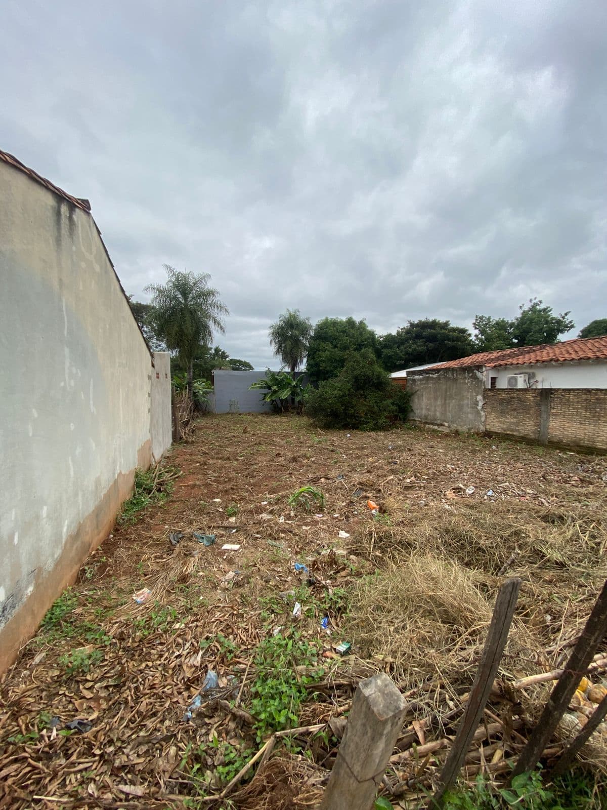 En venta terreno amplio en Ñemby