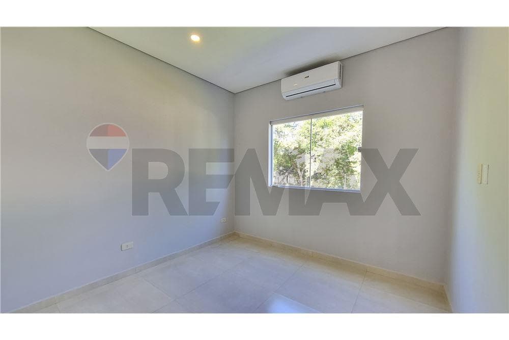 Duplex a estrenar lambare — foto 4