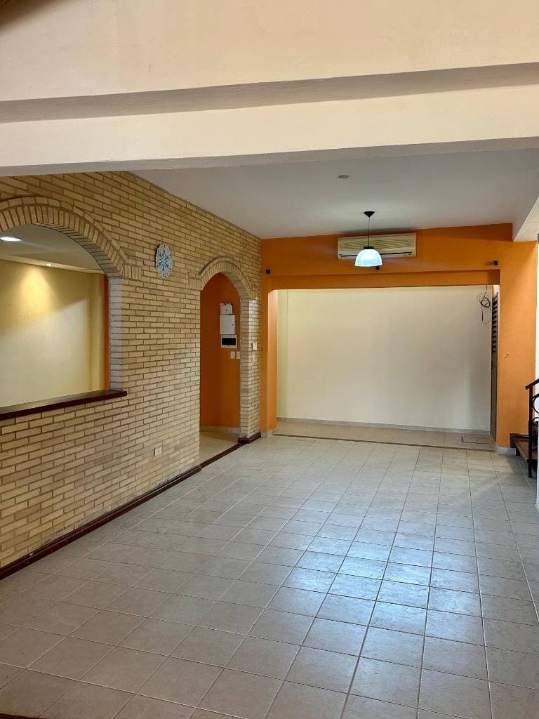Casa para vivienda u oficina en Las Mercedes — foto 2