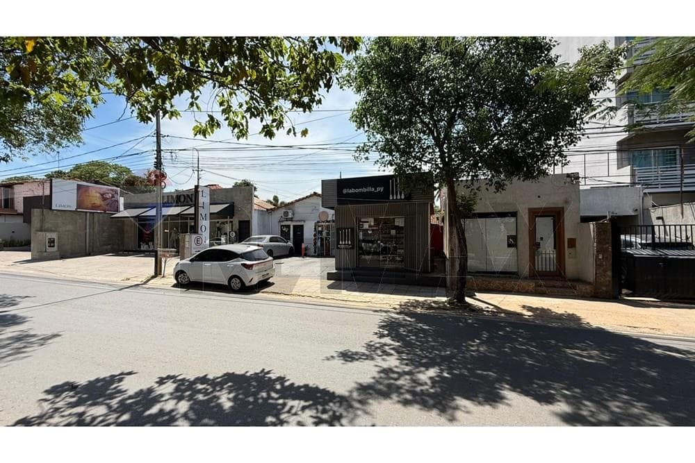 Local Comercial de 360 m2 sobre Av. San Martín - Barrio Las Lomas / Carmelitas, foto 3