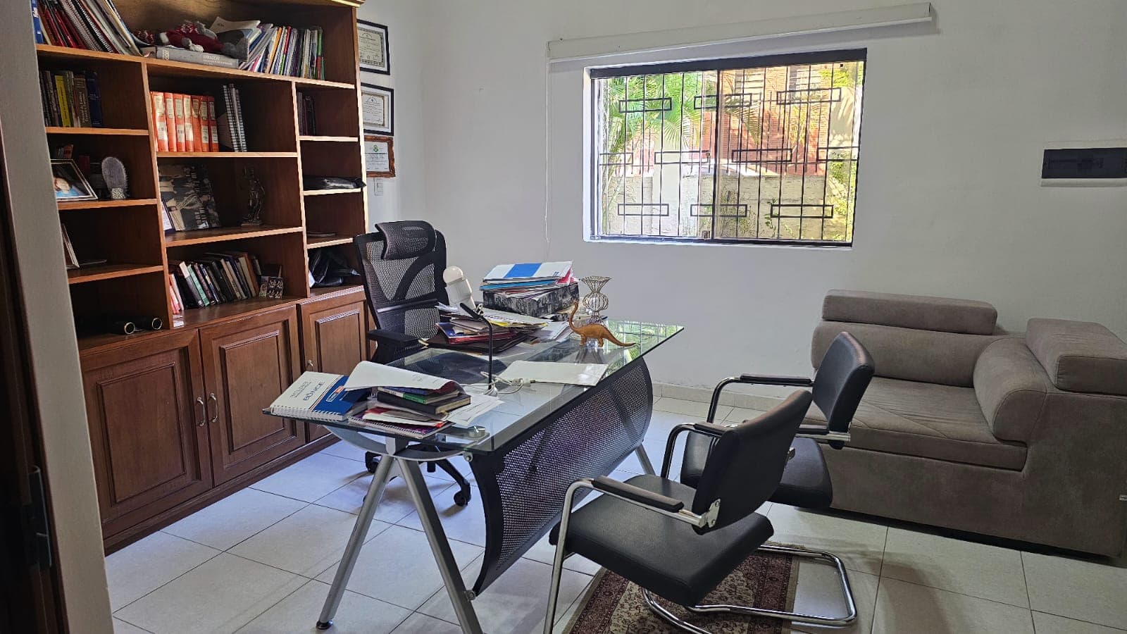 linda casa totalmente amoblada en el barrio Seminario, foto 1