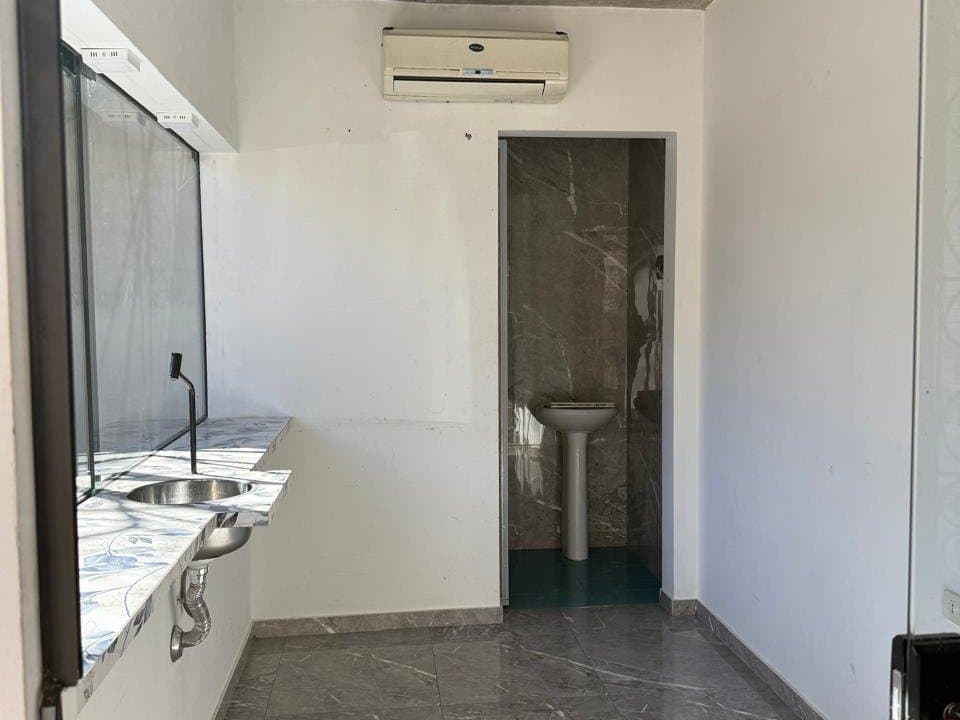 Salón para Cafetería o boutique, foto 3