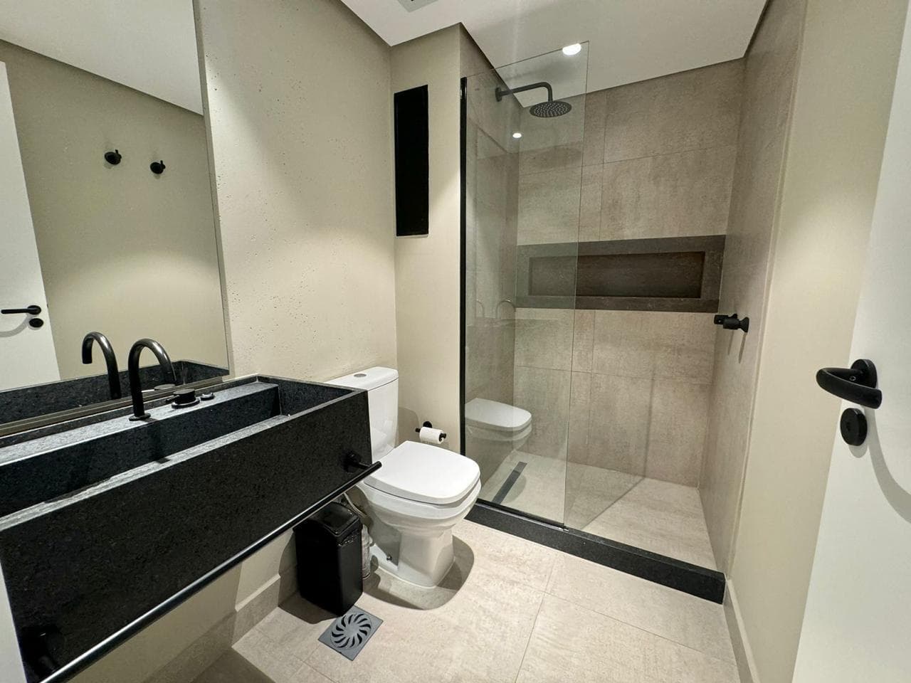 Departamento en alquiler amoblado en barrio Las Mercedes, foto 4