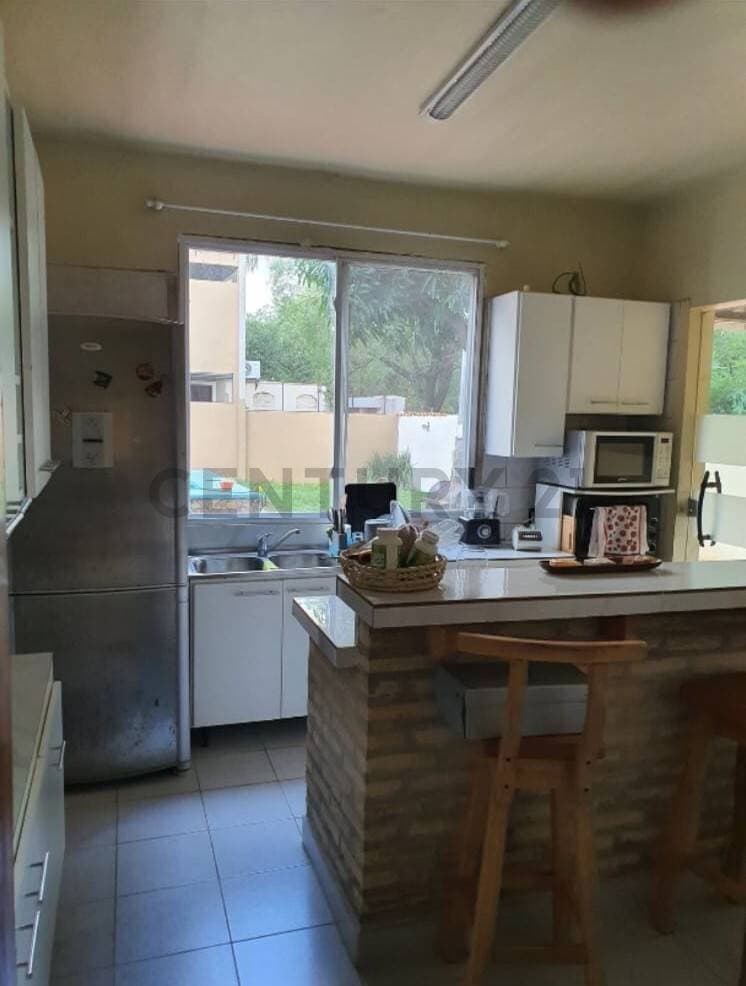 EN ALQUILER | Exclusiva Residencia en Barrio Cerrado La Floresta, foto 3