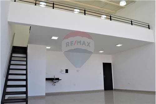 Local comercial artigas y venezuela, foto 4