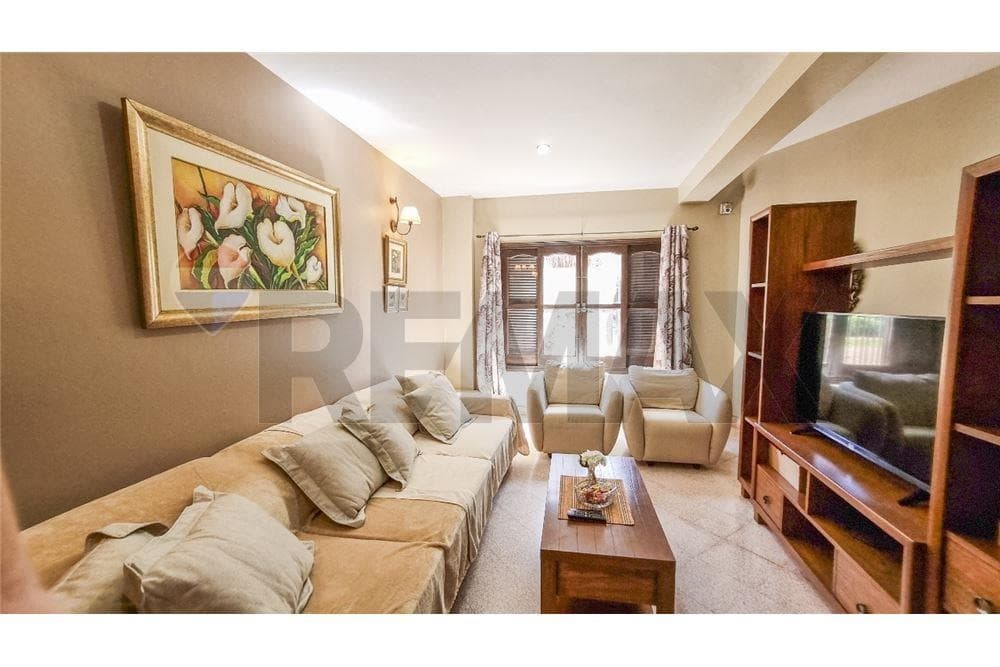 Hermosa Casa de 4 Dormitorios + Oficina en Barrio San Miguel - San Lorenzo — foto 4