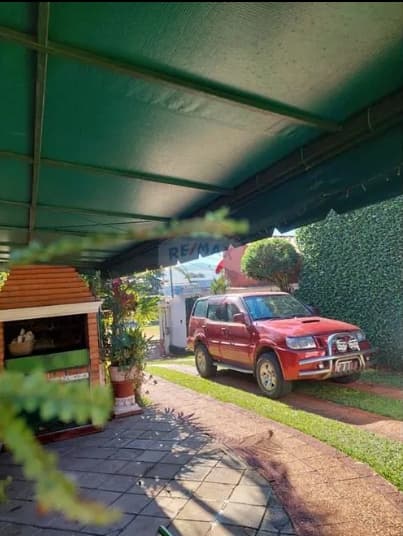 Casa - Venta - San Lorenzo, Central, Paraguay — foto 2