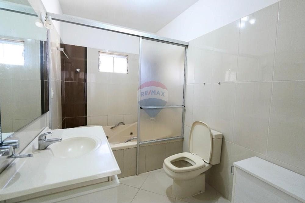 Casa - Venta - Fernando de la Mora, Paraguay, invierte en un bello hogar!, foto 5