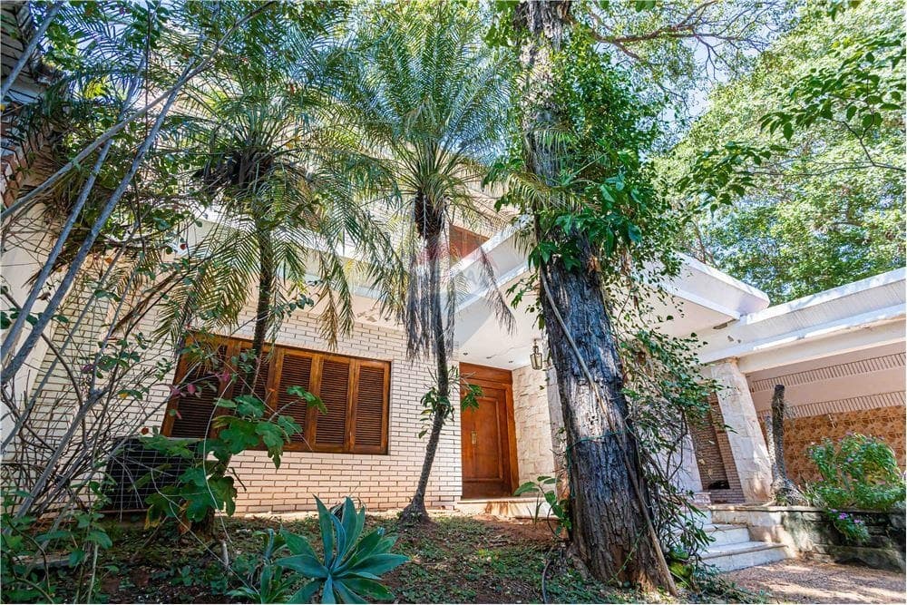 Casa a refaccionar en barrio los laureles – alto potencial de inversión — foto 2