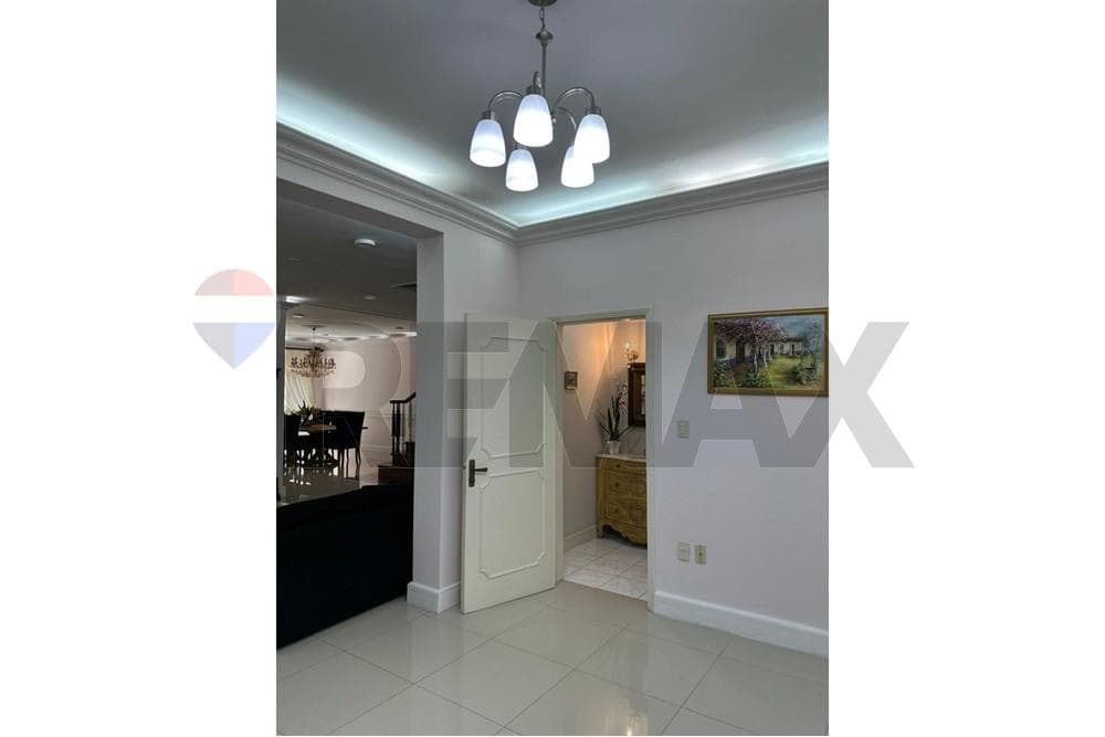 Casa - Venta - Carmelitas, Asunción, Paraguay, foto 2