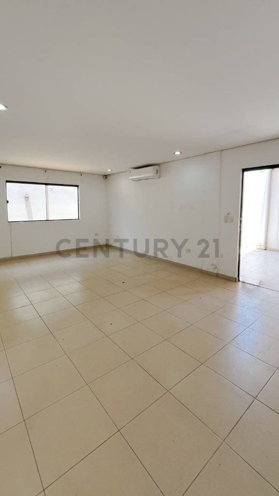 Casa Luque - Laurelty (Z/ Av. Andrés Insfran), foto 3