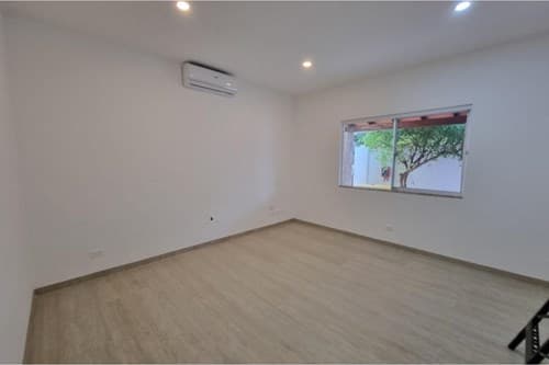 Casa en esquina en San Bernardino barrio colón, foto 5