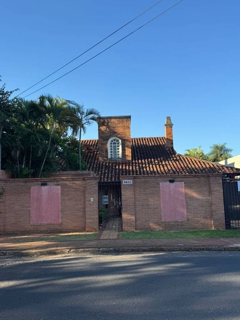 De amplia propiedad a refaccionar en el barrio villa aurelia, foto 1