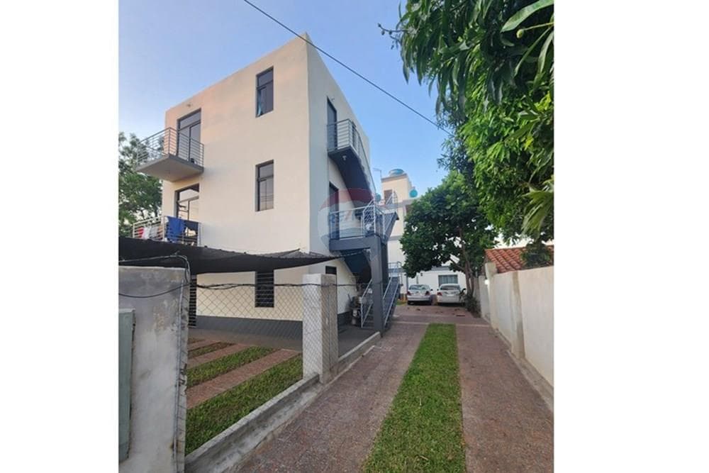 Edificio con 9 deptos en Luque — foto 3