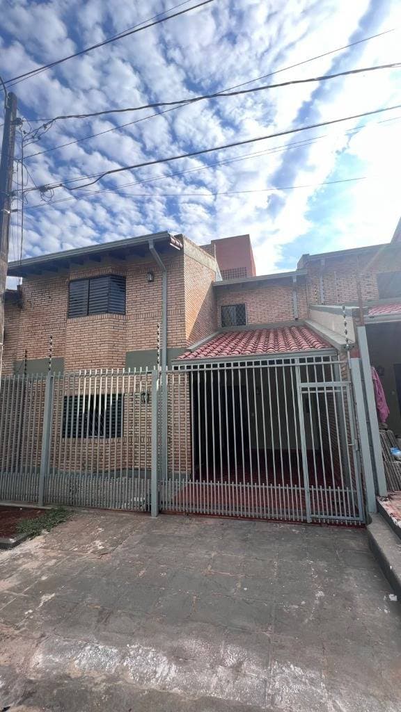 De duplex en cuidad del este barrio boqueron 2, foto 1